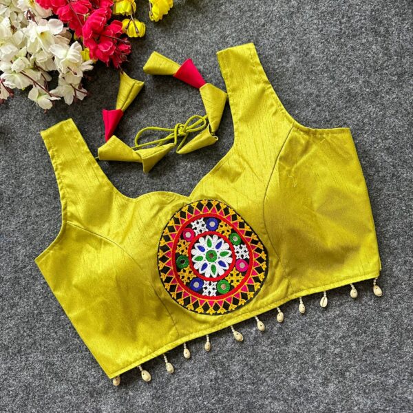 Trendy Navratri Blouse